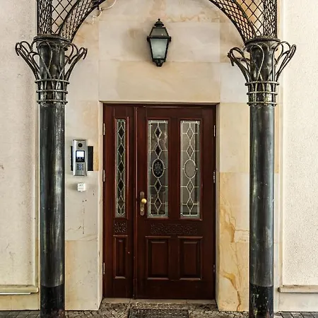 Trzy Gracje Monte Cassino Apartmán *