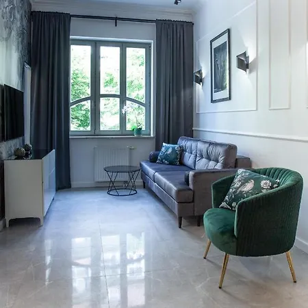 Trzy Gracje Monte Cassino 아파트