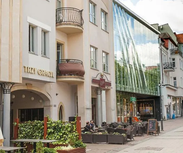 Trzy Gracje Monte Cassino *