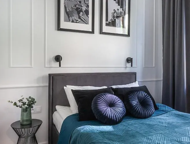 Trzy Gracje Monte Cassino *